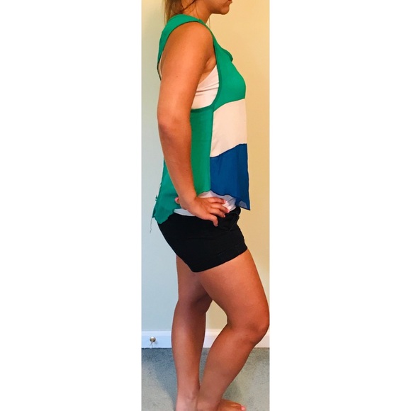 Color- Block Tank - Picture 2 of 4